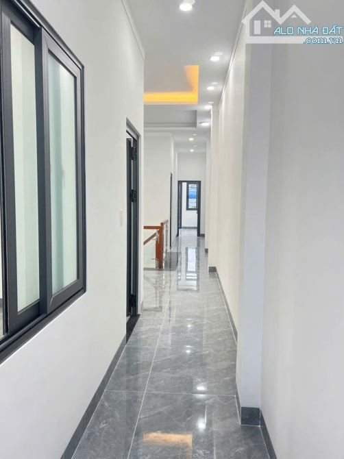 Nhà phố KDC Lê Phong 2, gần VinCom Dĩ An, phường Tân Đông Hiệp, Tp Dĩ An. 5,5 tỷ - 3