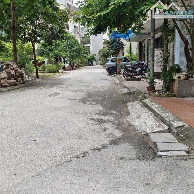 Nhà Đại Mỗ- lô góc- thang máy 45m² x 4 tầng – giá 7.9 tỷ - 3