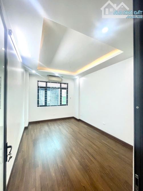 Bán nhà Dịch Vọng Hậu, dân xây, 2 thoáng, ở ngay, 44m2, 9.x tỷ - 3