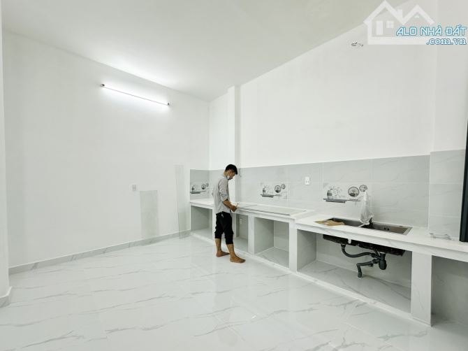 Bán nhà Hẻm xe hơi - Nguyễn Xí P13 Bình Thạnh - 3 Tầng - 4PN - 52m2 - 8,99 tỷ TL - 3