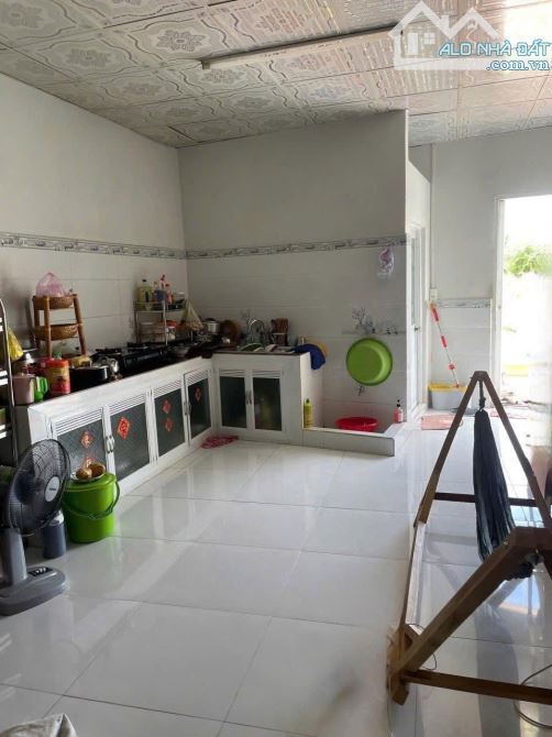 Ngộp bán căn nhà tại nguyễn thị sáng,hóc môn dt 98m2 giá 985 triệu sổ hông riêng - 3