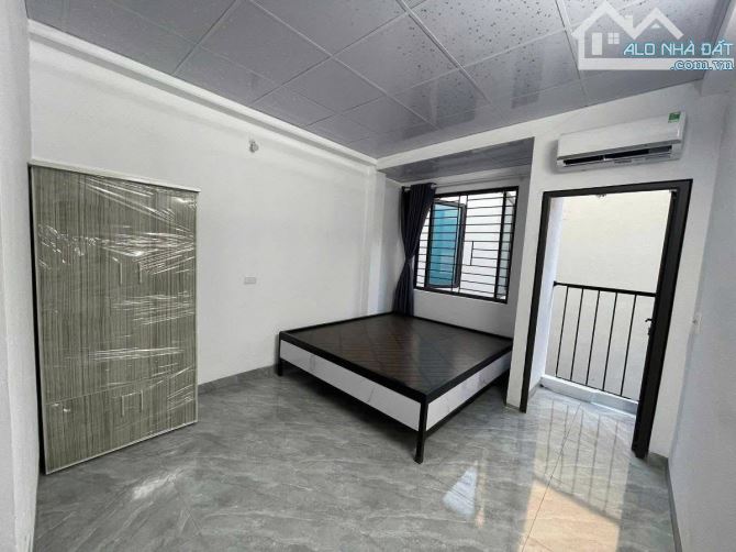 SIÊU HIẾM CHDV VIỆT HƯNG – 5 TẦNG – 6 PHÒNG KHÉP KÍN – 6.8 TỶ - 3