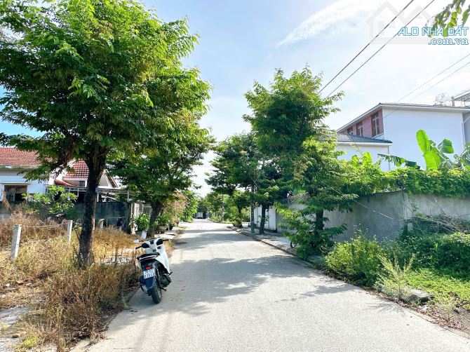Bán đất 300m2 Khổ Biệt thự KQH Thủy Thanh, View công viên thoáng mát, cạnh trường FPT - 3