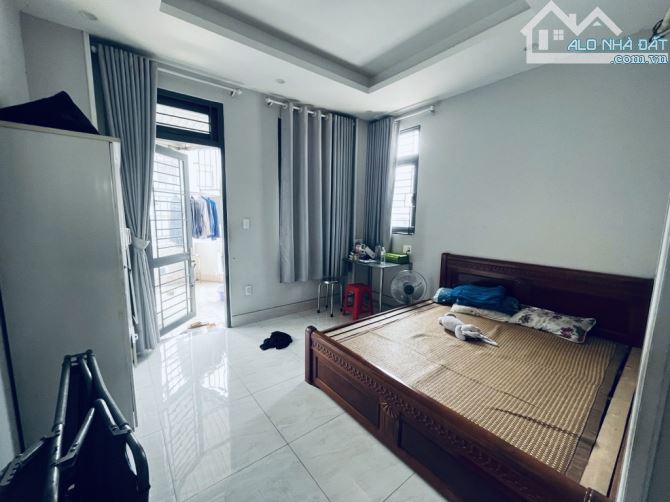 Bán nhà Tam Bình- Thủ Đức, Gò Dưa,DT: 79.3m2x3 tầng. Chỉ 7 tỷ 750 - 3