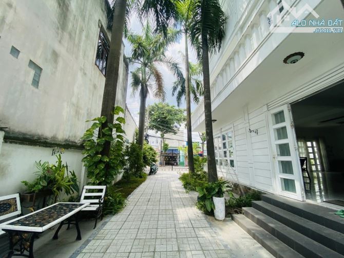 BÁN BIỆT THỰ 4 TẦNG -NAM CAO, TÂN PHÚ THỦ ĐỨC -DT : 1700M2 -GIÁ 55 TỶ - 3