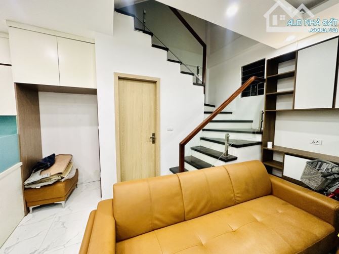 SIÊU PHẨM PHÂN LÔ – LÔ GÓC CỰC HIẾM – 2 NHÀ 4 TẦNG KIÊN CỐ – CÁCH PHỐ 20M - 3