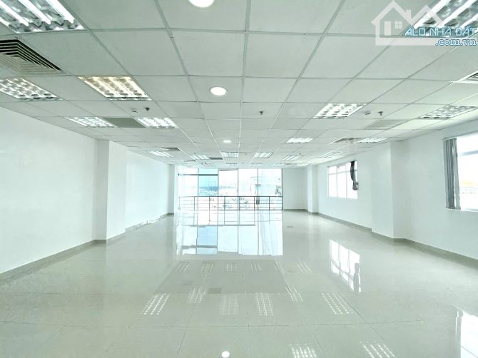 Bán nhanh giá tốt building 7 tầng mặt tiền Quận 1 - HĐT 200 triệu/tháng, 85 tỷ TL - 2