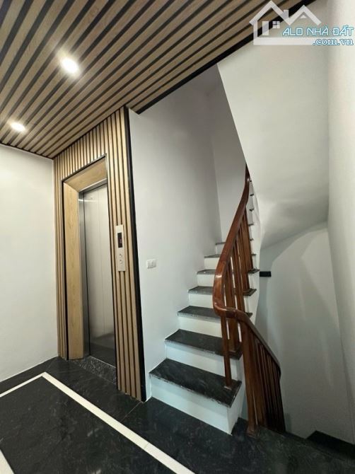 Bán nhà phố ngô gia tự 6 tầng thang máy lô góc ôto cất trong nhà - 3