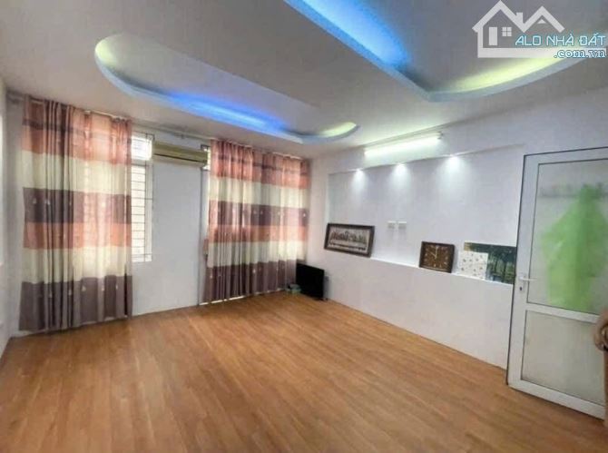 DỊCH VỌNG, CẦU GIẤY - 70M x MT 4.5M, LÔ GÓC Ô TÔ THÔNG, DỪNG ĐỖ 24/24 - 3