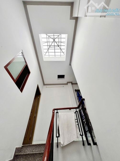 NHÀ ĐẸP GIÁ RẺ -  LÊ VĂN QUỚI - GIÁP TÂN PHÚ - CHỈ 5 TỶ+ - 3