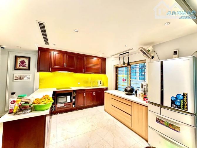 Bán siêu phẩm nhà vườn Xuân Đỉnh  - DT 105m2 - MT 7,1m  - 6 tầng - oto vào nhà. - 3