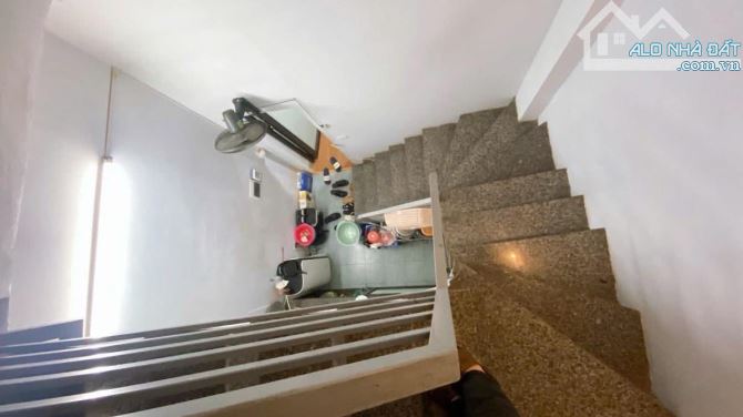 Bán nhà phân lô, ô tô, Trần Quốc Hoàn, Cầu Giấy, nhỉnh 14Tỷ, DT 40m, 4 tầng, MT 3.6 m - 3