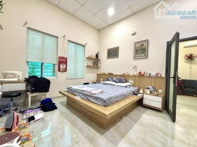 SIÊU PHẨM 4 TẦNG TRẦN VĂN QUANG - MẶT TIỀN KINH DOANH - NGANG GẦN 6M - 3