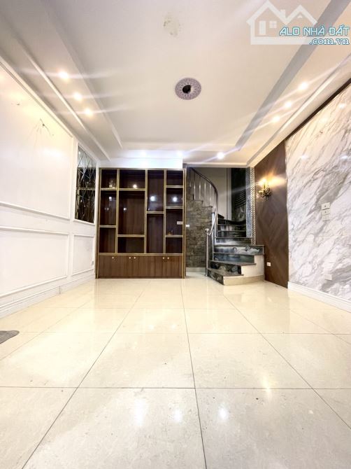 Hàng h.i.ế.m Đào Tấn - 6 tầng lô góc - Nhà đẹp - Vị trí đỉnh - 30m -Nhỉnh 7 tỷ - 3