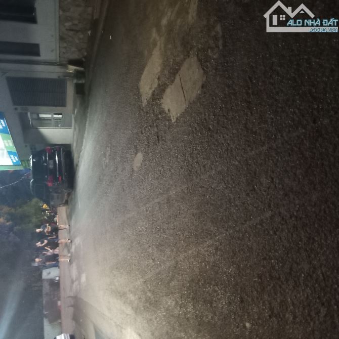 Ô TÔ VÀO TẠI QUẶN TÂY HỒ 50M , 5 TẦNG , MẶT TIỀN 4,4M - 3