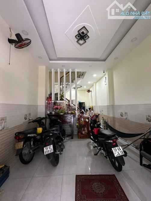 🏠🌷MẶT TIỀN 4 TẦNG - KHU PHÂN LÔ BÌNH PHÚ II - QUẬN 6 - 4PN- SÂN THƯỢNG TRƯỚC SAU -7,8 tỷ - 3