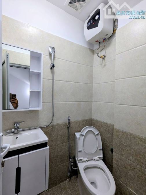 TRUNG TÂM ĐỐNG ĐA - TẦM TIỀN NHIỀU KHÁCH - CÁCH PHỐ 80M - LÔ GÓC 3 THOÁNG VĨNH VIỄN - 3
