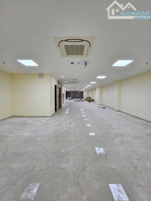 TÒA NHÀ XUÂN ĐỈNH-75m 6 TẦNG THANG MÁY-VĨA HÈ RỘNG GIÁ 19 TỶ NỘI THẤT SANG TRỌNG - 3