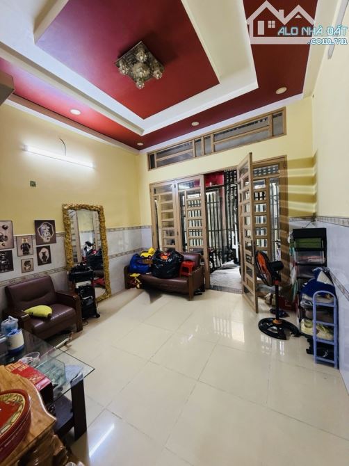Nhỉnh 3 tỷ - Nhà đẹp 2 tầng - DTSD 72M2 - Hẻm Xe Hơi - Tên Lửa Mới - Bình Tân - 4