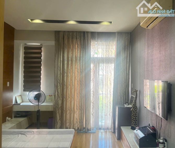 🔥SẢN PHẨM HIẾM l Nhà 4 Tầng Mặt Tiền Vân Đồn Trục Buôn Bán Sầm Uất Gần Biển - 4