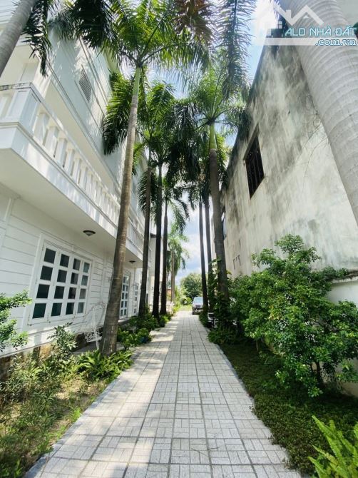 BÁN BIỆT THỰ 4 TẦNG -NAM CAO, TÂN PHÚ THỦ ĐỨC -DT : 1700M2 -GIÁ 55 TỶ - 4