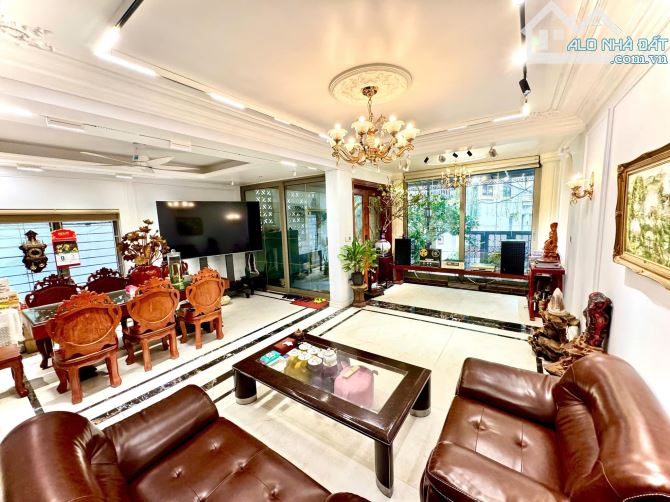 NGOẠI GIAO ĐOÀN - BIỆT THỰ SÂN VƯỜN 25.8 Tỷ - 106M LÔ GÓC - 6T - THANG MÁY - HẦM Ô TÔ - 4