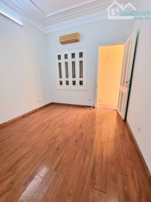 Bán nhà Tôn Đức Thắng , 115m2x5T, mt 5m, chỉ 19.5 tỷ - 4