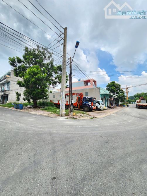 đất 300m2 9ty TL Góc 2 mặt tiền 10x30m, p.Tân Đông Hiệp, Tp.Dĩ An - 4