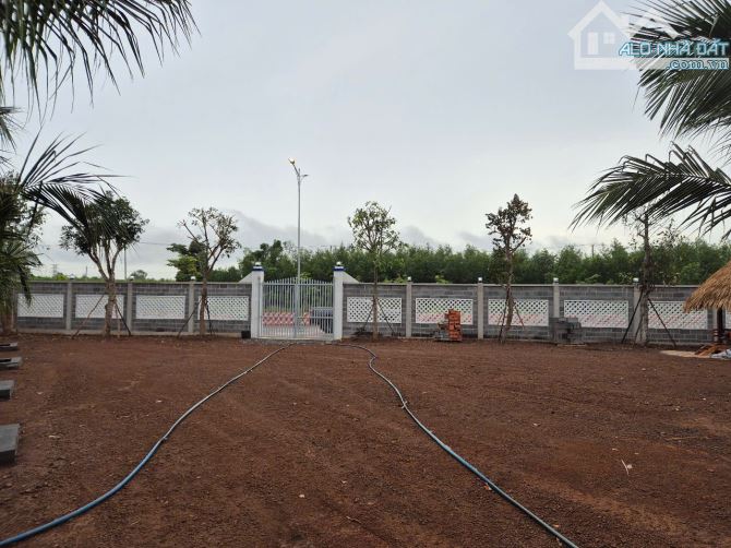 Bán 38m đất mặt tiền đường tránh Ql55 Xã Đất Đỏ , TP HCM ,BRVT giá chỉ 3,5 tỷ - 4
