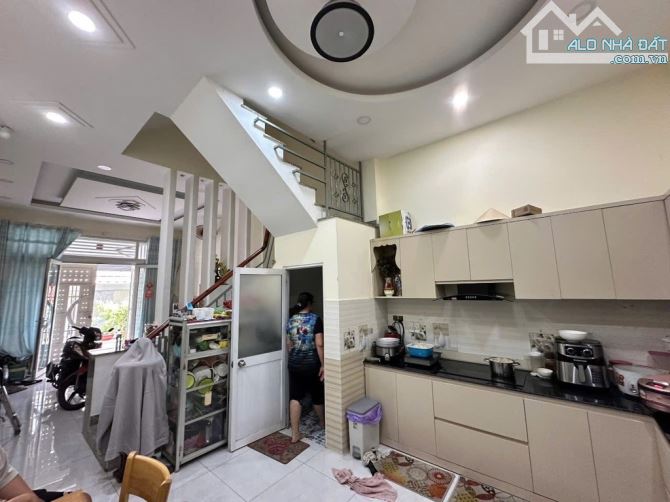 🏠🌷MẶT TIỀN 4 TẦNG - KHU PHÂN LÔ BÌNH PHÚ II - QUẬN 6 - 4PN- SÂN THƯỢNG TRƯỚC SAU -7,8 tỷ - 4