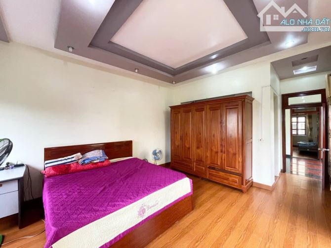 🌳Nhà 4 tầng dân xây lô góc đường 30m phân lô Văn Cao - 90m2 - Giá 9,25 tỷ - 5