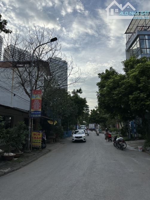 NHÀ 5 TẦNG NỘI THẤT XỊN ĐẸP - OTO ĐỖ CỬA- CÁCH INTRACOM 50M- VIEW CẦU NHẬT TÂN - 5