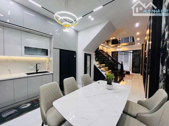 BÁN NHÀ PHỐ LÊ TRỌNG TẤN -TRẦN ĐIỀN ĐỊNH CÔNG -50m2 x 5T LÔ GÓC  Ô TÔ QUA LẠI - 5