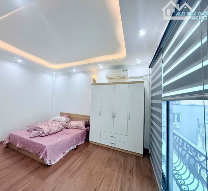 Nhà mới tinh Full nội thất, 5T, dt 35m², ôtô đỗ cách 10m, ra trục chính Yên Bình ôtô tránh - 5