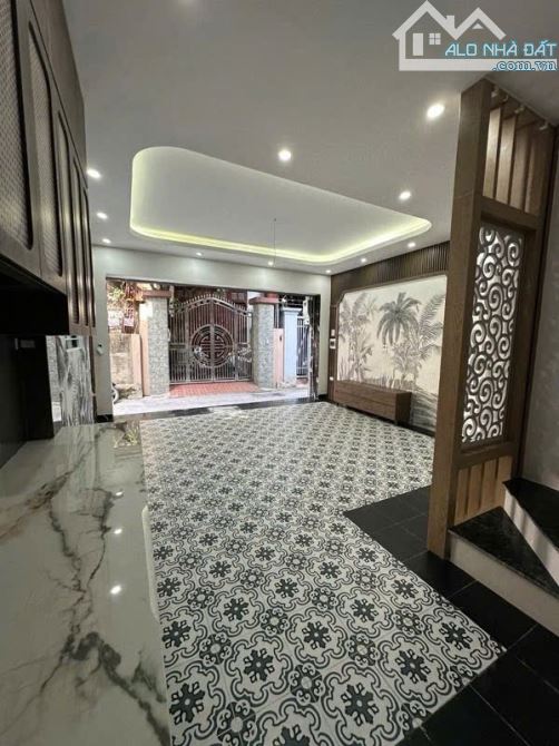 BÁN NHÀ NGÔ GIA TỰ, LONG BIÊN – 6 TẦNG, LÔ GÓC, THANG MÁY – DT 42M², MT 5.1M – GIÁ 9.4 TỶ - 5