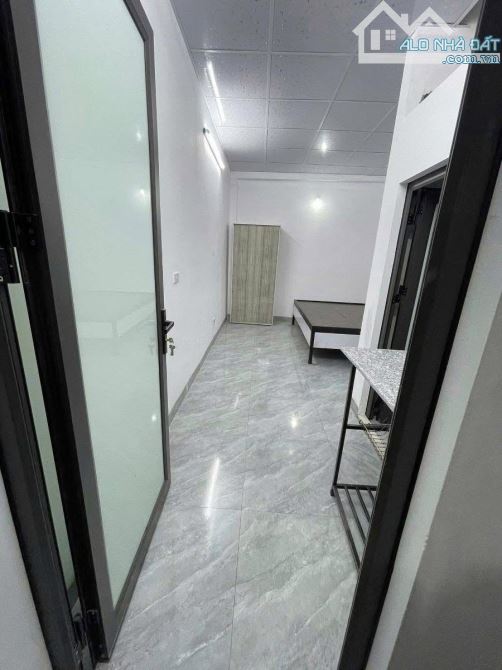 SIÊU HIẾM CHDV VIỆT HƯNG – 5 TẦNG – 6 PHÒNG KHÉP KÍN – 6.8 TỶ - 5