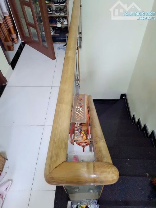 Nhà rộng thoáng, sau Ngân Hàng ACB Lạc Long Quân, 5.2 tỷ - 5