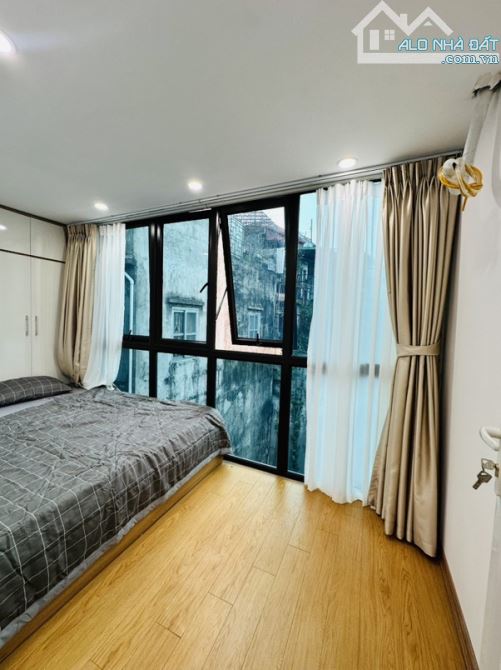 Bán Tập thể Lê Thanh Nghị (Bách Khoa) 65m2 sử dụng 2 phòng ngủ. Giá 3,28 tỷ (thương lượng) - 5