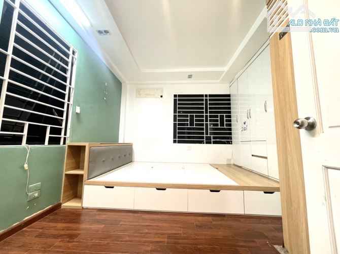 Hàng h.i.ế.m Đào Tấn - 6 tầng lô góc - Nhà đẹp - Vị trí đỉnh - 30m -Nhỉnh 7 tỷ - 5