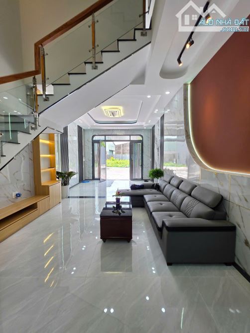 Bán nhà Full nội thất gần ngã tư Bình Chuẩn 300m, Tp.Thuận An chỉ 4,2 tỷ TL M6928 - 5