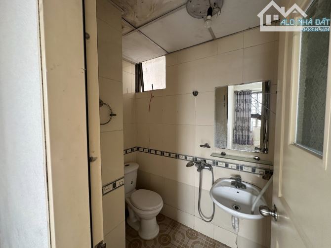 CT5A CHUNG CƯ XA LA HÀ ĐÔNG NHÀ ĐẸP LÔ GÓC CẦN BÁN GẤP 70M2 TẦNG CHUNG 4,3 TỶ - 5
