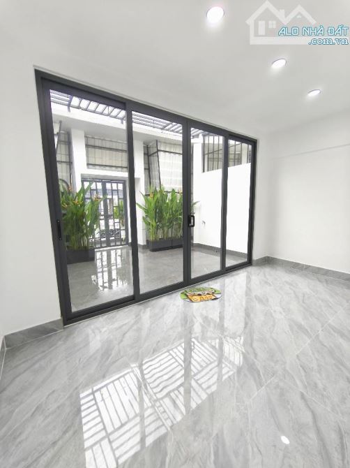 Nhà 5 TẦNG FULL NỘI THẤT đường TX 38, phường TX, Q12, DT 50m2(4x13) hẻm 6m,💲6.1 tỷ - 6