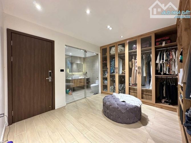 Bán Nhà Lê Lợi Ô Tô Vào Nhà Ngõ Rộng Đẹp - 6