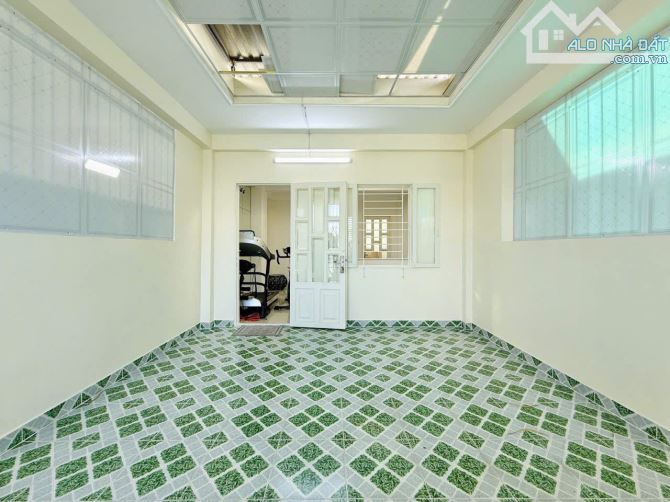 🏡HẺM XE HƠI➖CÁCH MẶT TIỀN QUANG TRUNG 30m➖4 TẦNG ~50m2 4PN 5WC➖FULL NỘI THẤT➖GẦN MERCEDES - 6