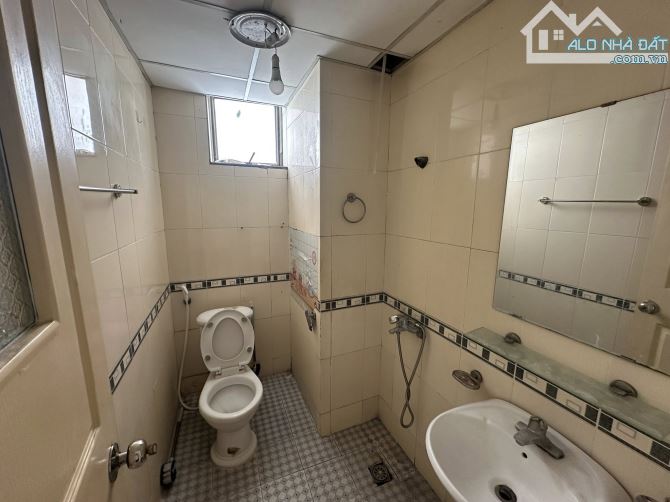 CT5A CHUNG CƯ XA LA HÀ ĐÔNG NHÀ ĐẸP LÔ GÓC CẦN BÁN GẤP 70M2 TẦNG CHUNG 4,3 TỶ - 6