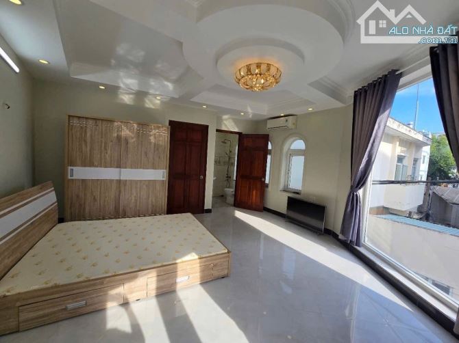 Bán nhà góc 2 mặt tiền HXH 8m🫶 DT 5,3 x 8,5m 🫶 5 Tầng chỉ 7,99 tỷ TL - 7