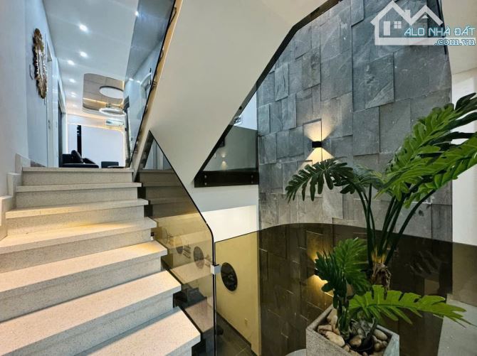 🔥 SIÊU PHẨM NHÀ 4,5 TẦNG TRẦN NHẬT DUẬT, CẦU ĐẤT, NGÔ QUYỀN– MẶT TIỀN 15M –GIÁ CHỈ 5,5 TỶ - 8