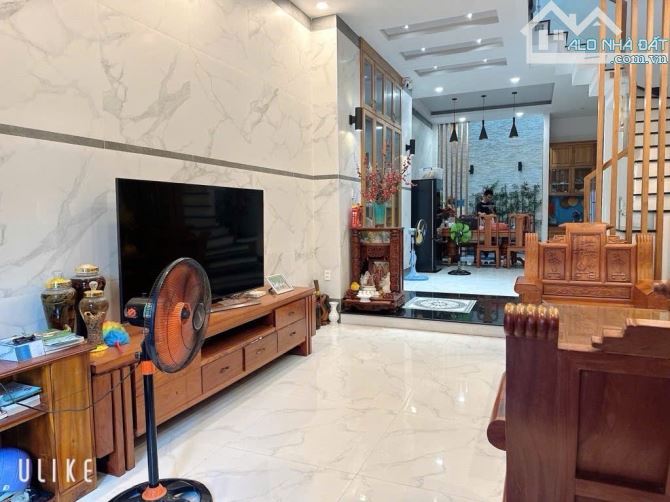 NHÀ 4 tầng đường TRẦN THỊ HÈ  phường HIỆP THÀNH, Q12, dt 70m2 (5mx15m) 💵 6,65Tỷ - 9