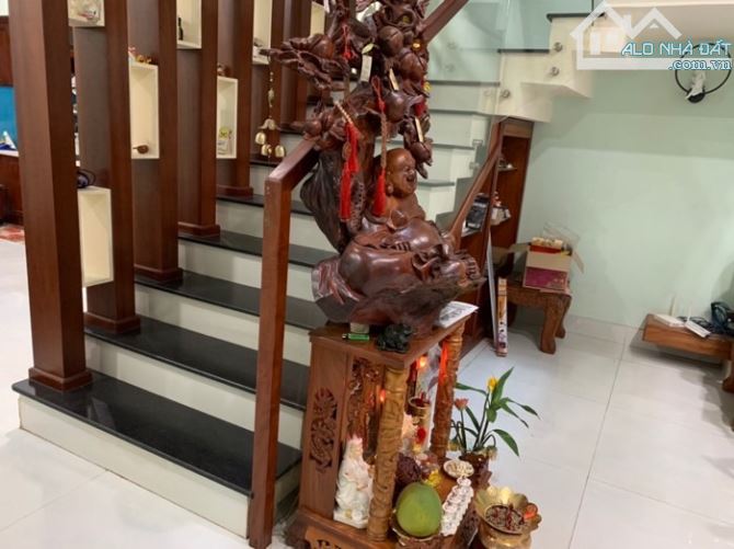 Nhà bán , An Phú Đông , Vườn Lài , 130m2, 5m x 26m, 3 Tầng Giá 8.2 tỷ - 9