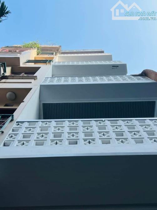 TOÀ CCMN 279 GIẢNG VÕ 90M2 x6T Ô TÔ TRÁNH - 9 PHÒNG THU 60 TRIỆU/THÁNG - GIÁ 23 TỶ - 5